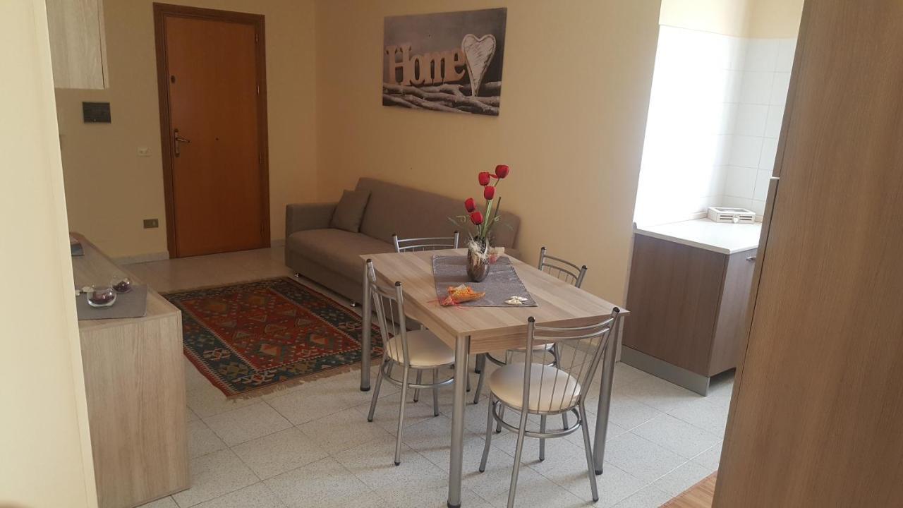 Apartament Giusy'S Place 1 Campofelice Di Roccella Zewnętrze zdjęcie