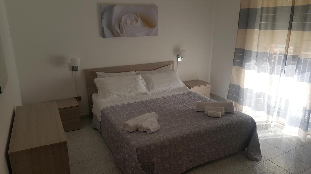 Apartament Giusy'S Place 1 Campofelice Di Roccella Zewnętrze zdjęcie
